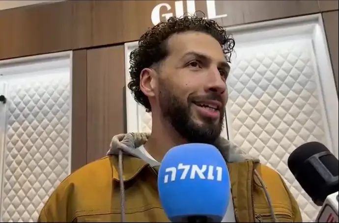 שחקן וושינגטון וויזארדס אנתוני גיל