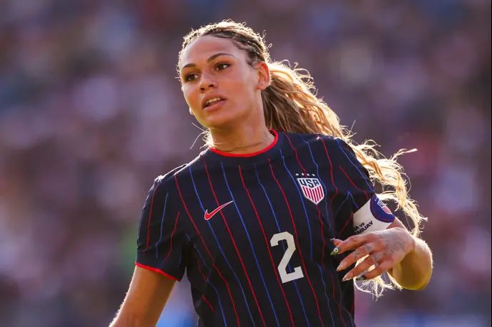 שחקנית נבחרת ארה"ב בכדורגל, טריניטי רודמן