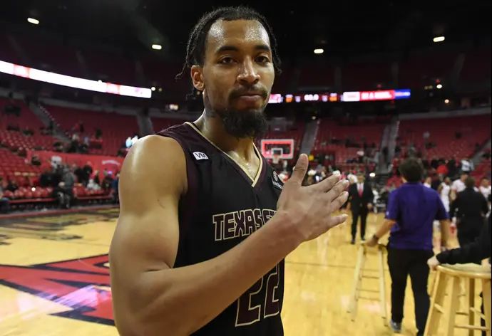 נייג'ל פירסון בדרך לחתימה במכבי ראשון לציון