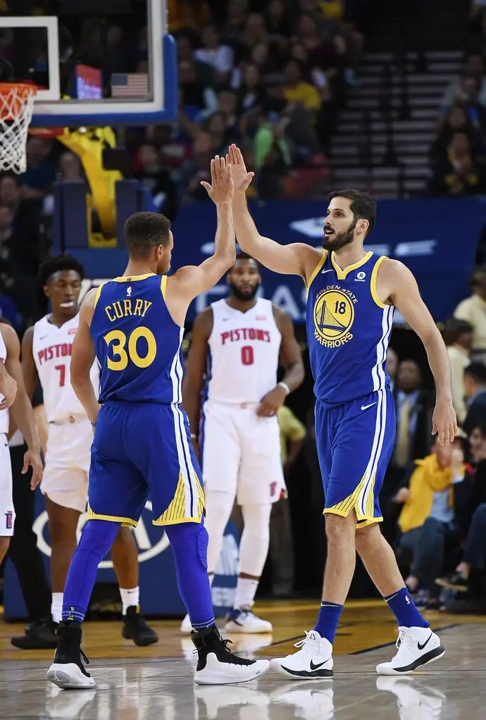 סטפן קרי עם עומרי כספי