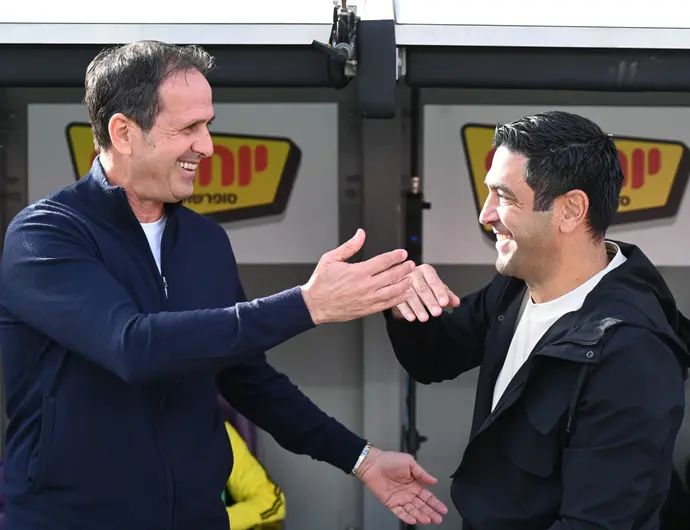 אליניב ברדה מאמן הפועל תל אביב עם רוני לוי מאמן מכבי נתניה