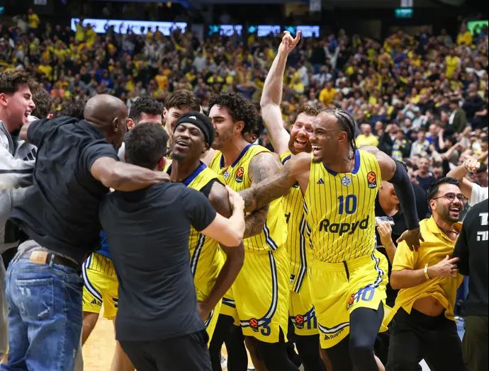 ג'ימי קלארק, שחקן מכבי תל אביב