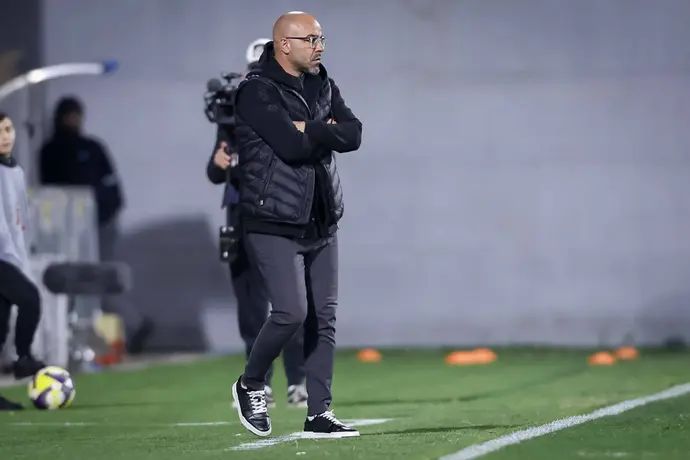 אדהם האדיה, מאמן בני ריינה