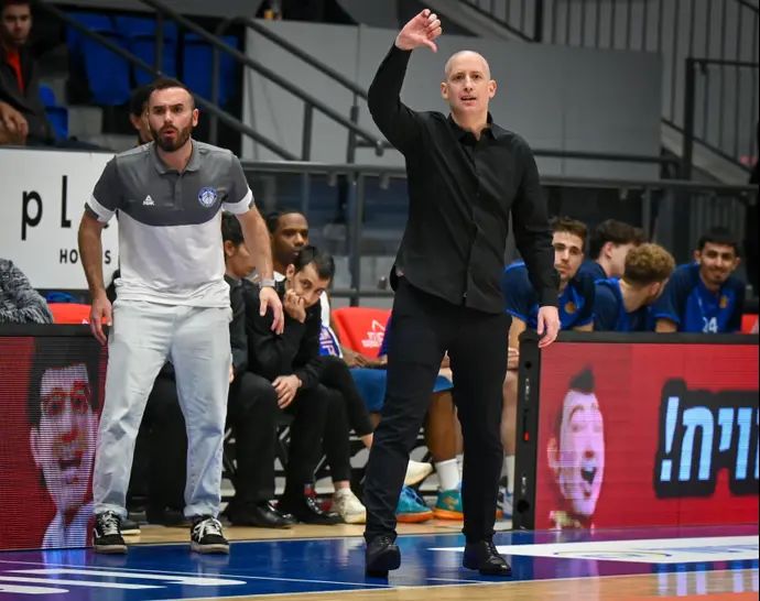 מאמן מכבי רעננה שי סגלוביץ'