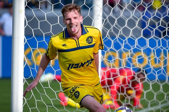 אמיר סהיטי שחקן מכבי תל אביב חוגג שער