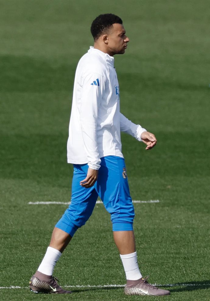 קיליאן אמבפה באימון ריאל מדריד