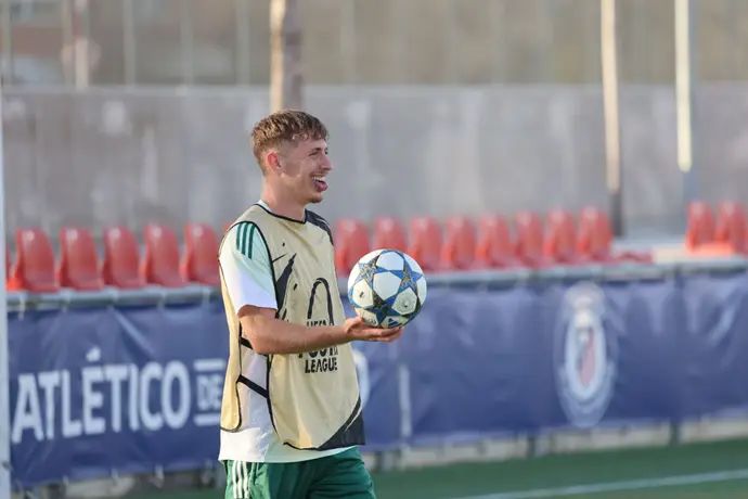 נבות רטנר באימון קבוצת הנוער של מכבי חיפה