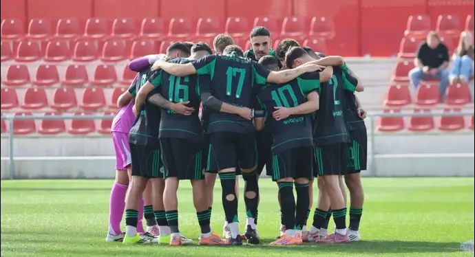 שחקני מכבי חיפה לנוער לפני אתלטיקו מדריד