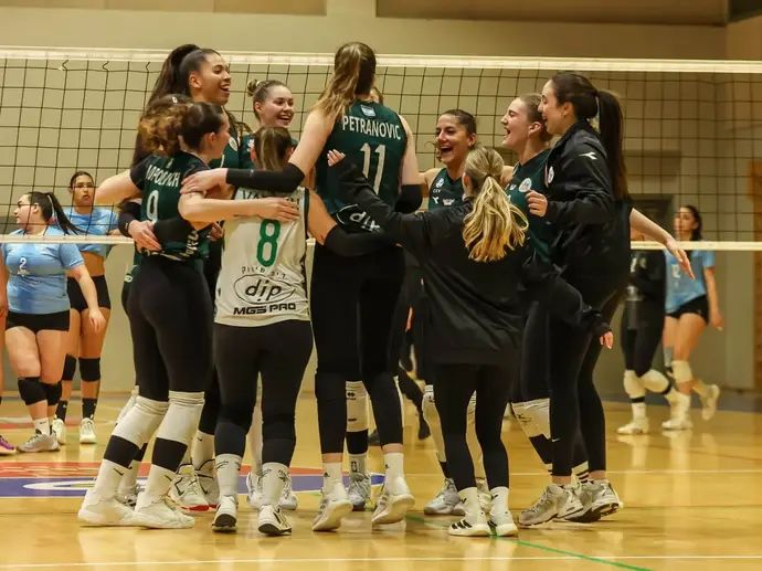 הפועל כפר סבא, כדורעף נשים