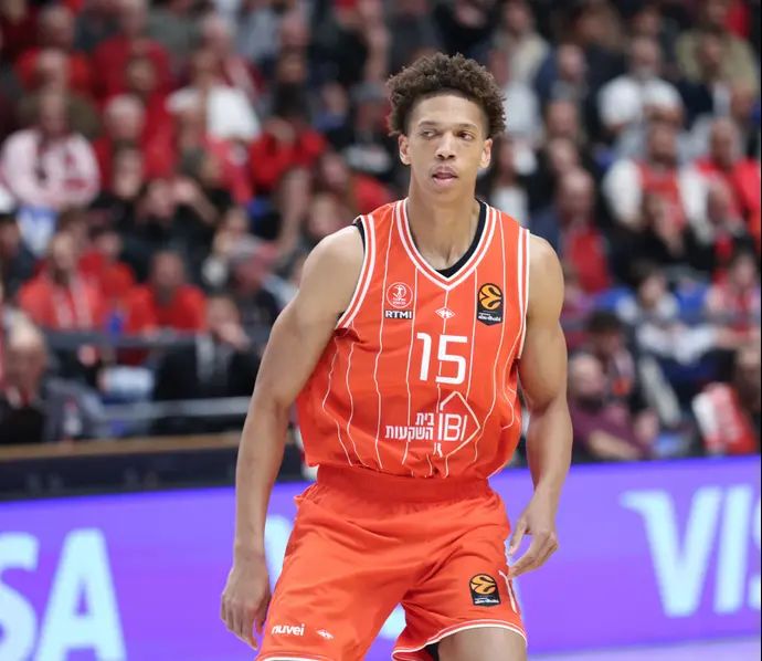 שחקן הפועל תל אביב, קסלר אדוארדס