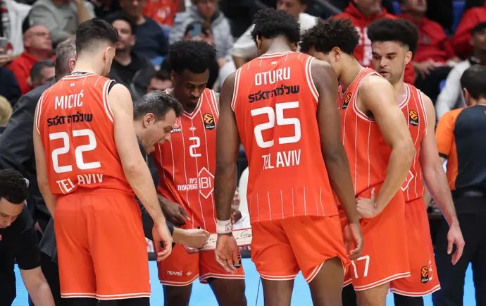 שחקני הפועל תל אביב