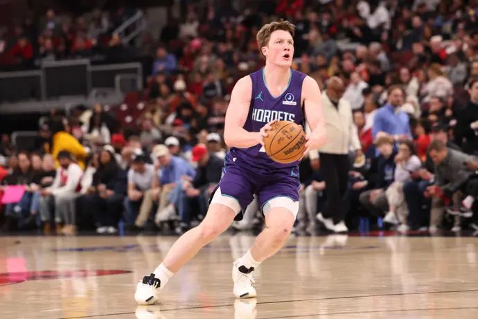 קון קניפל, שארלוט הורנטס