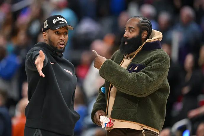 דונובן מיטשל, גיימס הארדן, שחקני קליבלנד