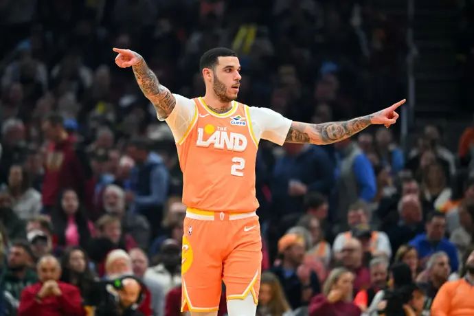 לונזו בול במדי קליבלנד