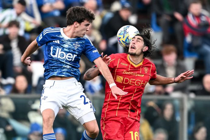 עומרי גאנדלמן שחקן לצ'ה מול מקסימו פרונה שחקן קומו