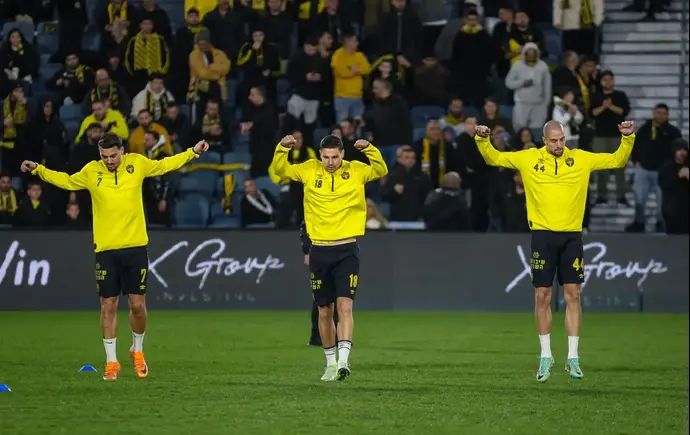 לוקה גדראני, גריגורי מורוזוב, ירדן שועה, שחקני בית"ר ירושלים בחימום