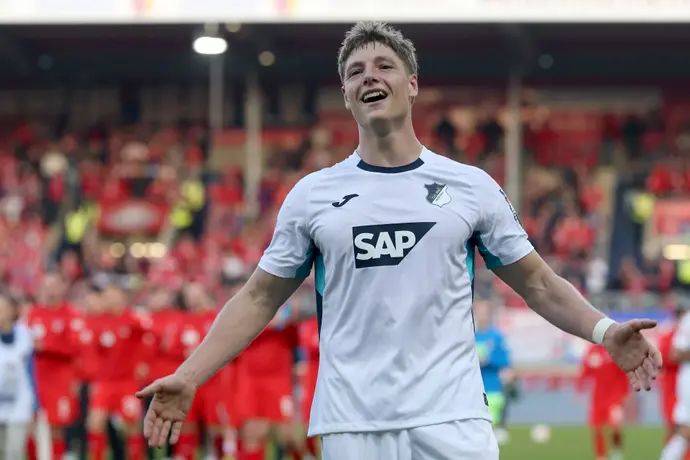 אלכסנדר פראס שחקן הופנהיים חוגג שער