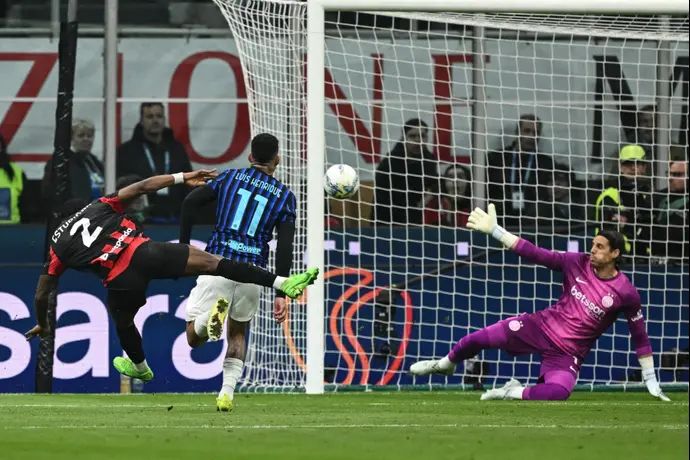 פרביס אסטופיניאן, שחקן מילאן כובש בדרבי