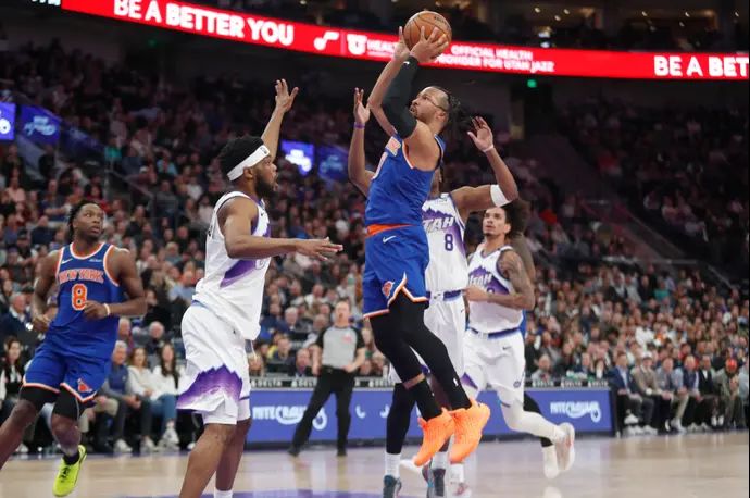 ג'יילן ברונסון שחקן ניו יורק ניקס