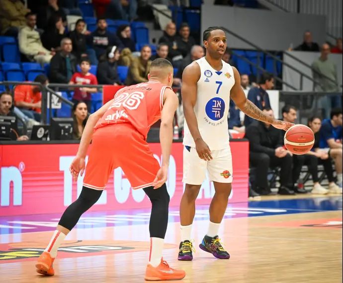 ג'ו רגלנד, מכבי רעננה