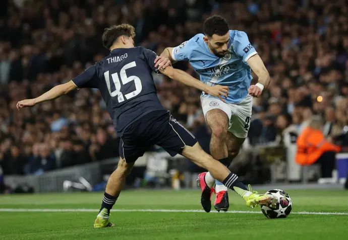 ריאן איט-נורי שחקן מנצ'סטר סיטי מול ריאל מדריד