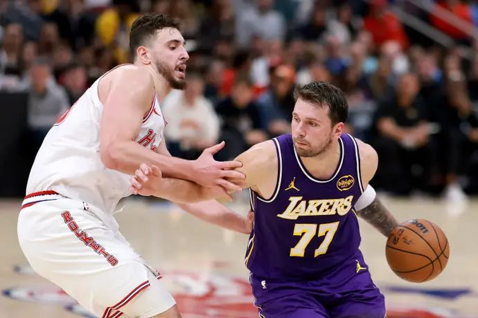 לוקה דונצ'יץ' מול אלפרן שנגון, לוס אנג'לס לייקרס מול יוסטן רוקטס