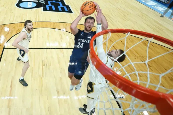 יואב ברמן, אוניברסיטת קווינס