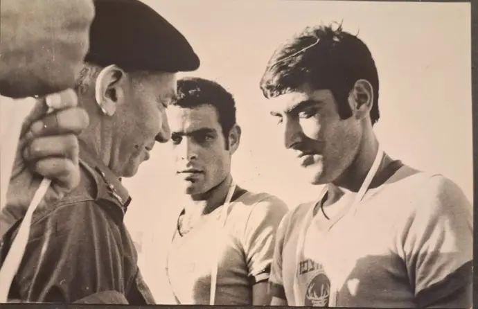 חיים בר לב עם יואב לוי