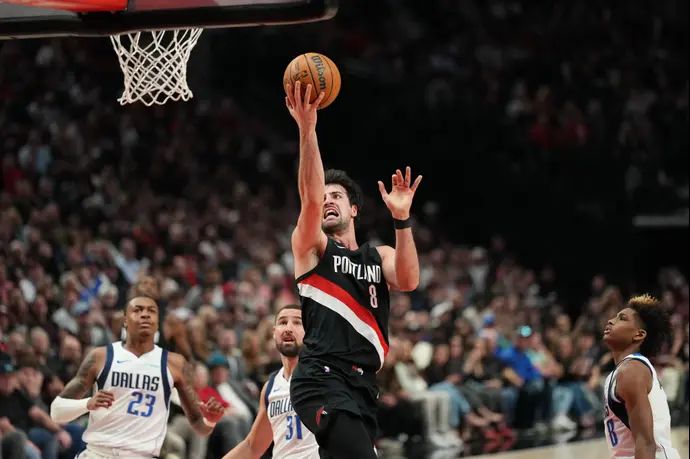 דני אבדיה שחקן פורטלנד נגד דאלאס