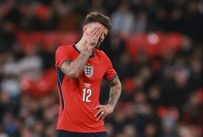 בן וויט שחקן נבחרת אנגליה נגד אורוגוואי