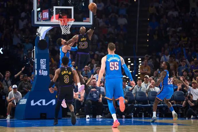 לברון ג'יימס מול אוקלהומה סיטי