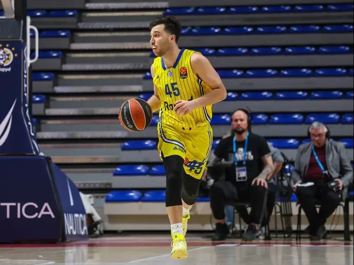 שחקן מכבי תל אביב, תמיר בלאט