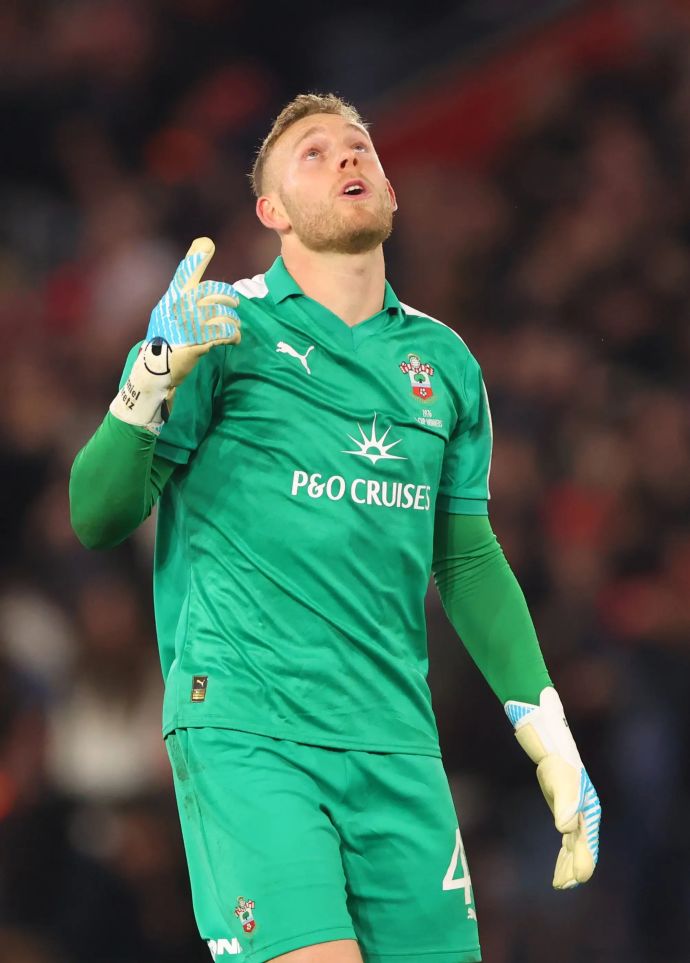 שוער סאות'המפטון דניאל פרץ