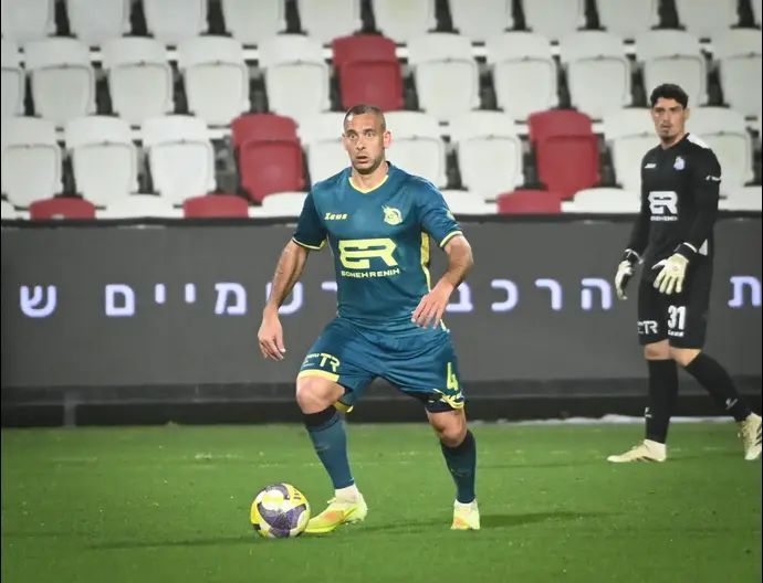 איאד אבו עביד שחקן בני ריינה