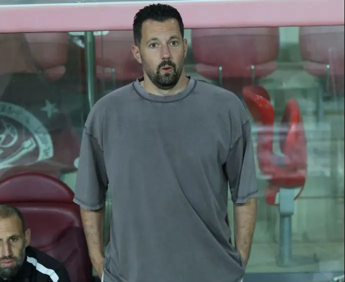 מאמן הפועל פתח תקוה, עומר פרץ