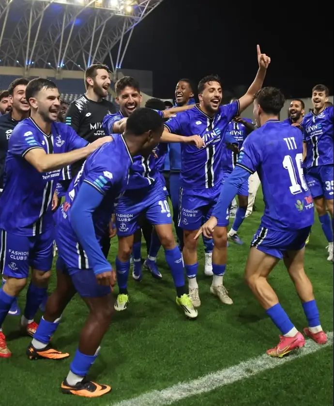 שחקני הפועל פתח תקוה