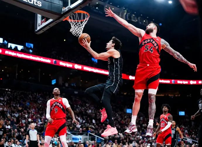 שחקן ברוקלין נטס בן שרף