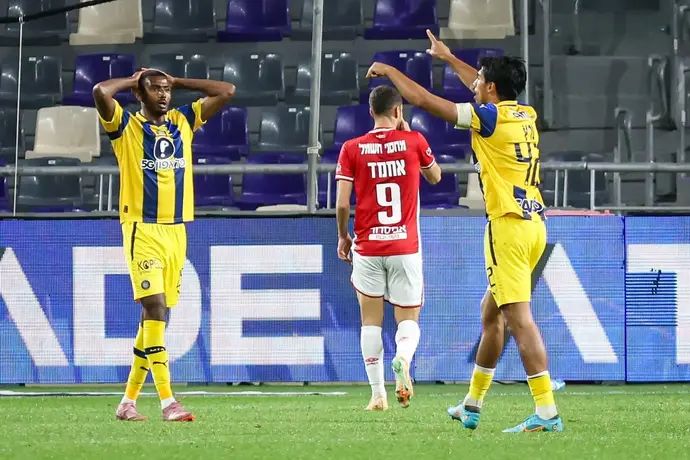 שחקן מכבי תל אביב יונס מלדה