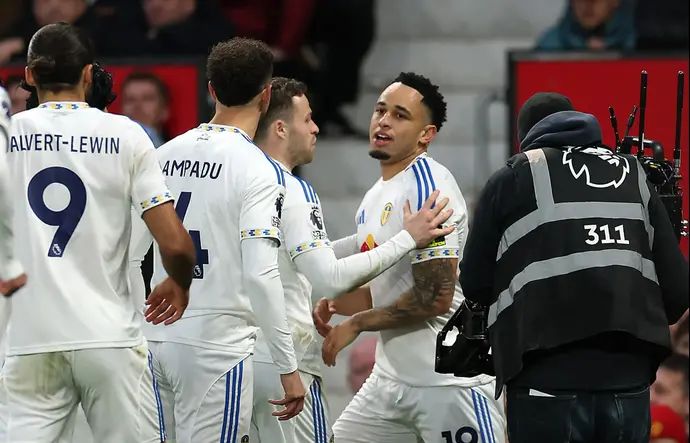 שחקן לידס יונייטד, נואה אוקאפור