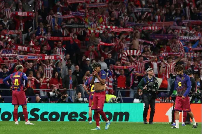 לאמין ימאל שחקן ברצלונה מאוכז