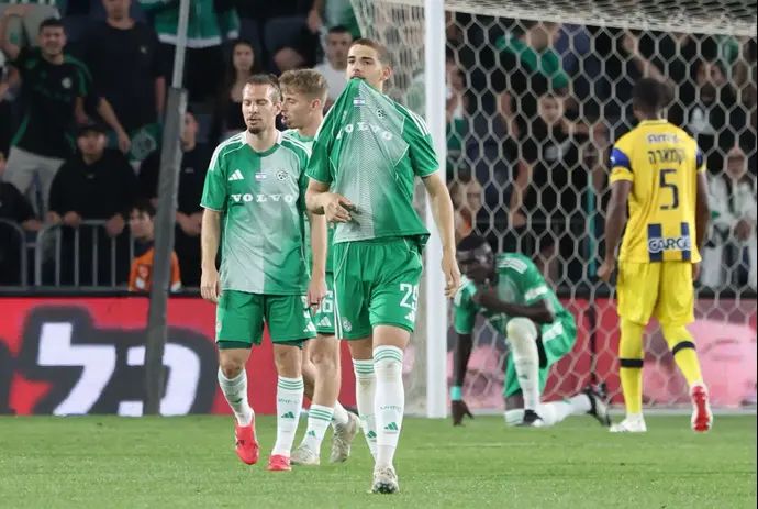 שחקן מכבי חיפה ינון פיינגזיכט