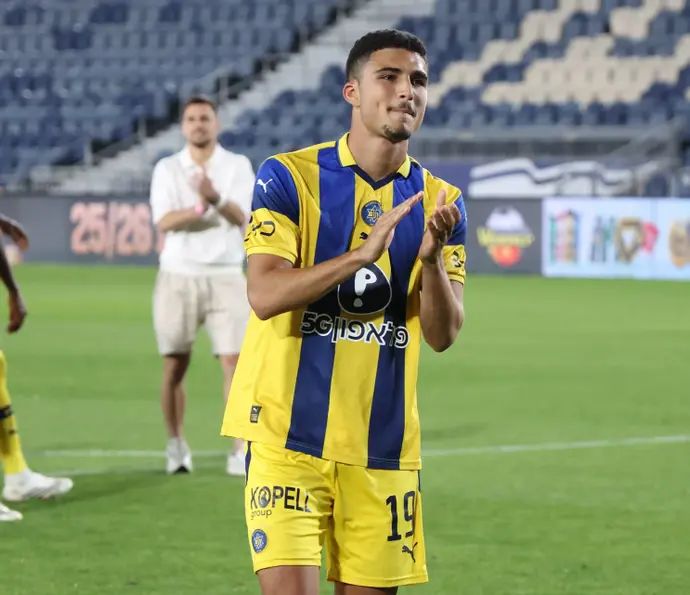 שחקן מכבי תל אביב אלעד מדמון