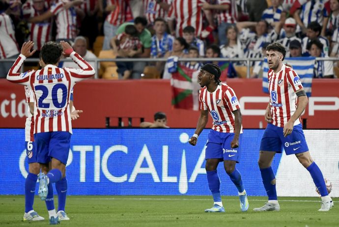 אדמולה לוקמן שחקן אתלטיקו מדריד חוגג שער