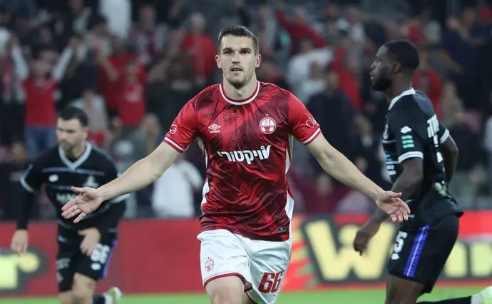 שחקן הפועל באר שבע, איזור זלאטנוביץ'