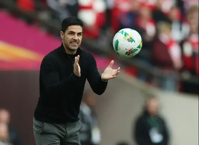 מאמן ארסנל מיקל ארטטה