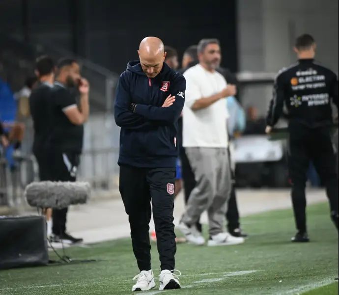 מאמן הפועל ירושלים זיו אריה