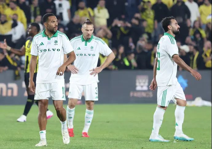 מיכאל אוחנה, שון גולדברג, קנג'י גורה שחקני מכבי חיפה מאוכזבים