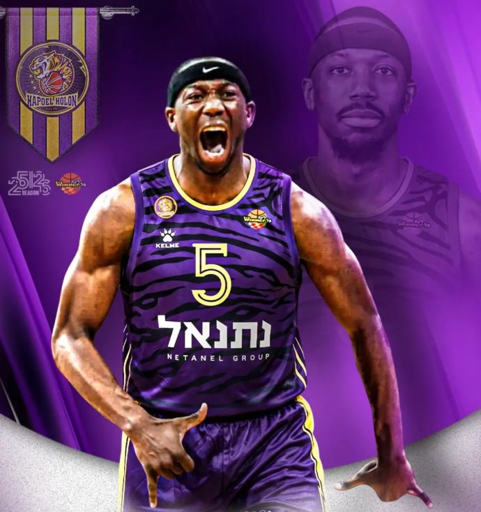 ג'וש האגינס שחקן הפועל חולון