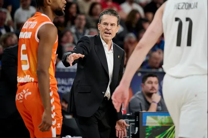 מאמן ולנסיה, פדרו מרטינס