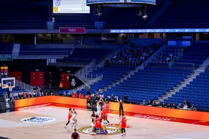 מוביסטאר ארנה, מדריד - יציעים ריקים במשחק של ריאל מדריד מול הפועל תל אביב